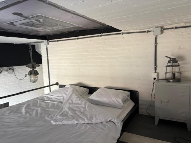 De Oude Brandweerkazerne 4 Persoons 2 Kamer Appartement Kaatsheuvel Dış mekan fotoğraf